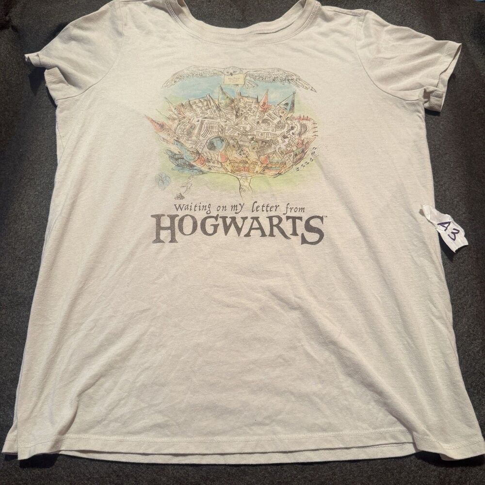 Harry Potter Womens TShirt L Large Light Brown Short Sleeve Tee Shirt